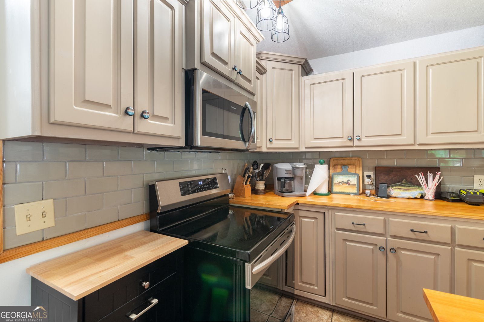 145 Robin Drive Hamilton - 6