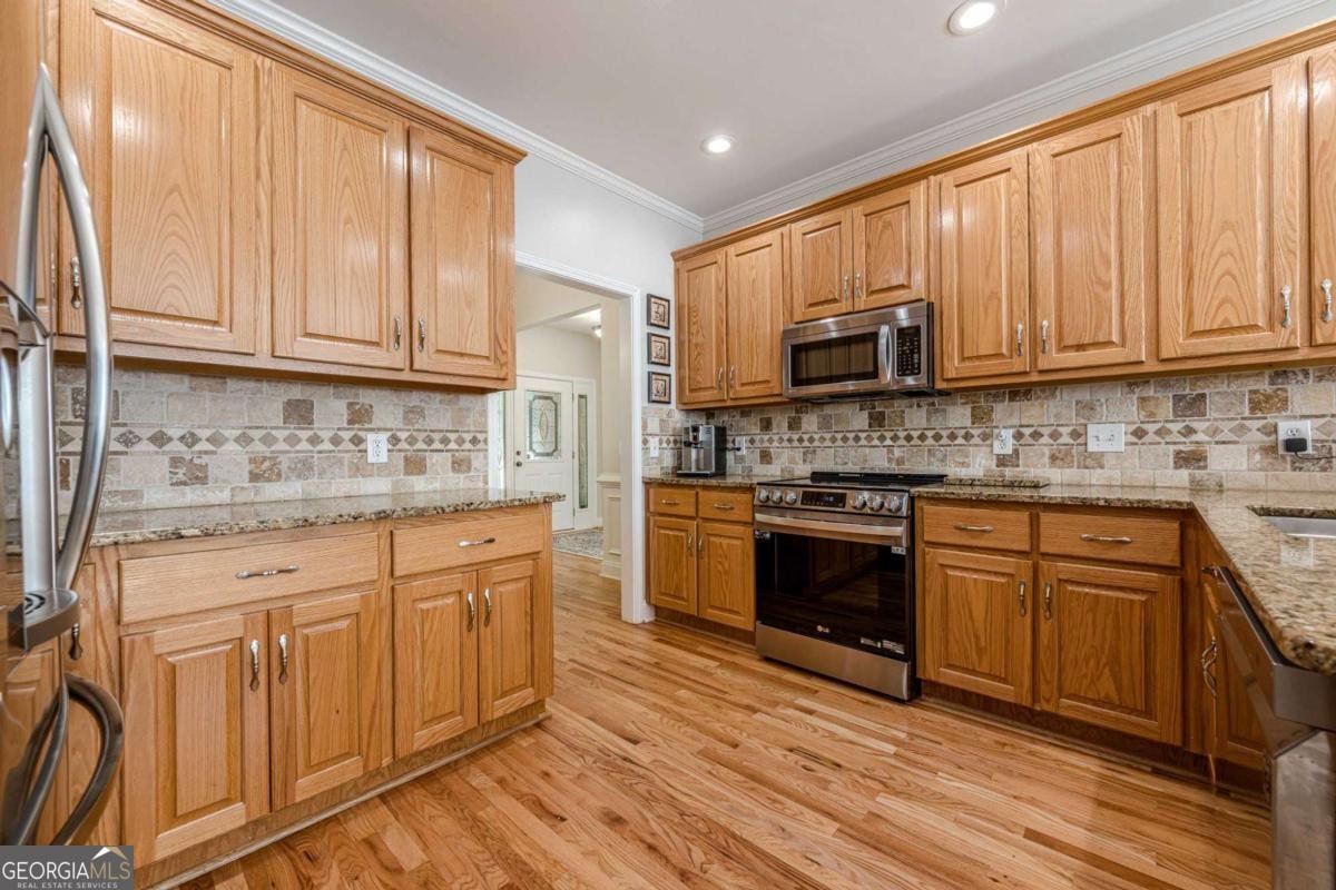 1498 Pinyan Lane Canton - 27