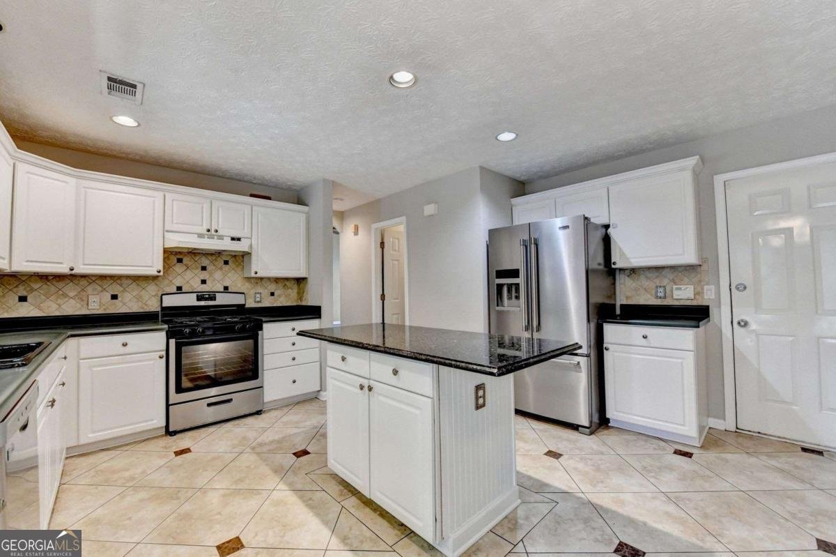 2915 White Blossom Lane Suwanee - 10