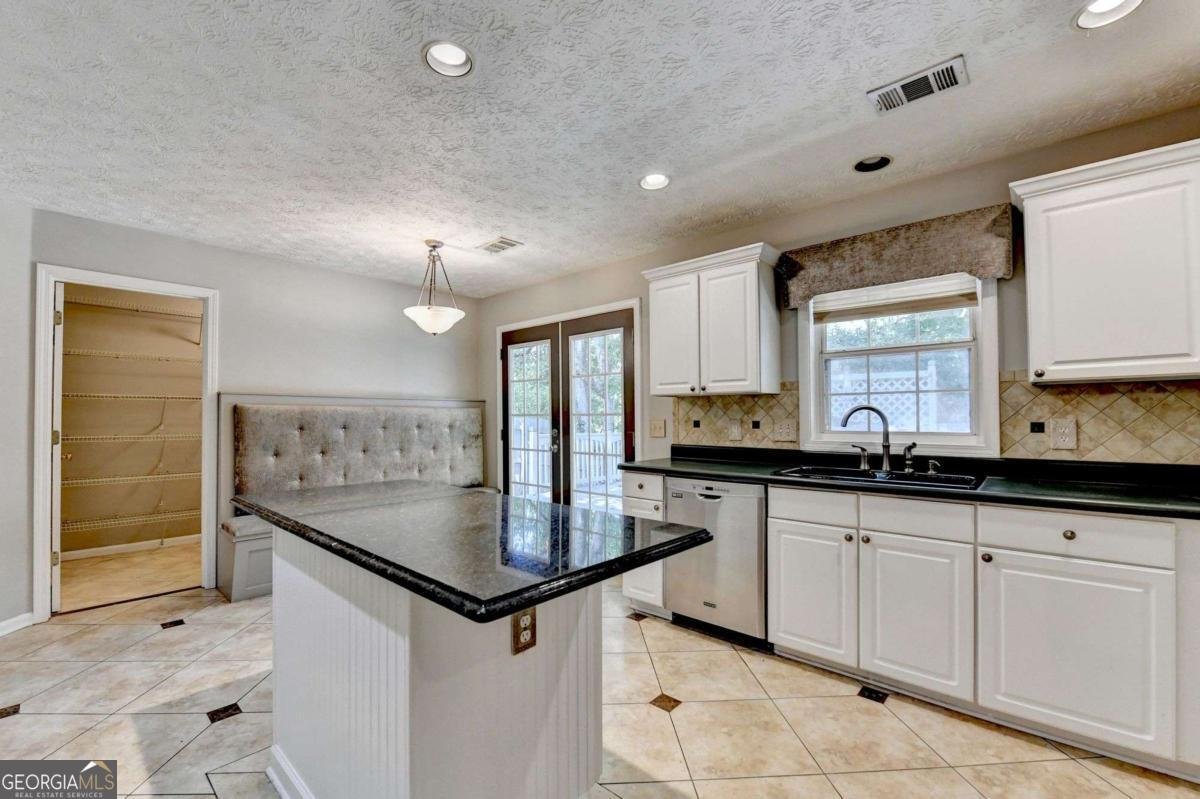2915 White Blossom Lane Suwanee - 12