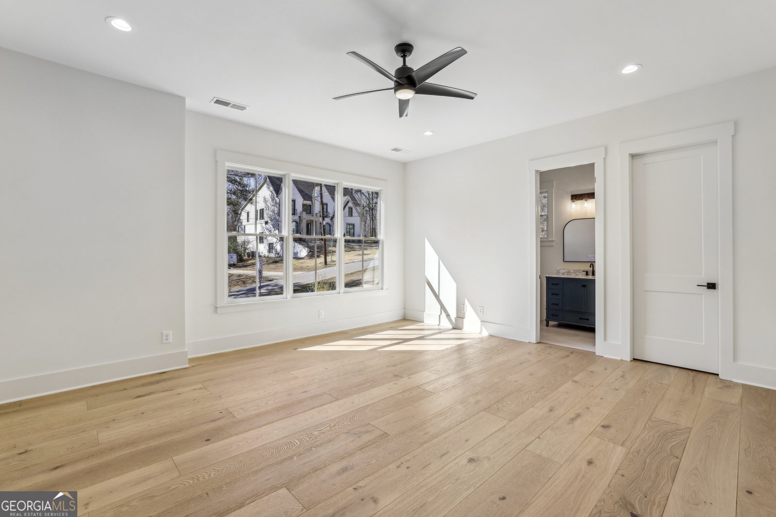 372 Karen Drive Alpharetta - 2