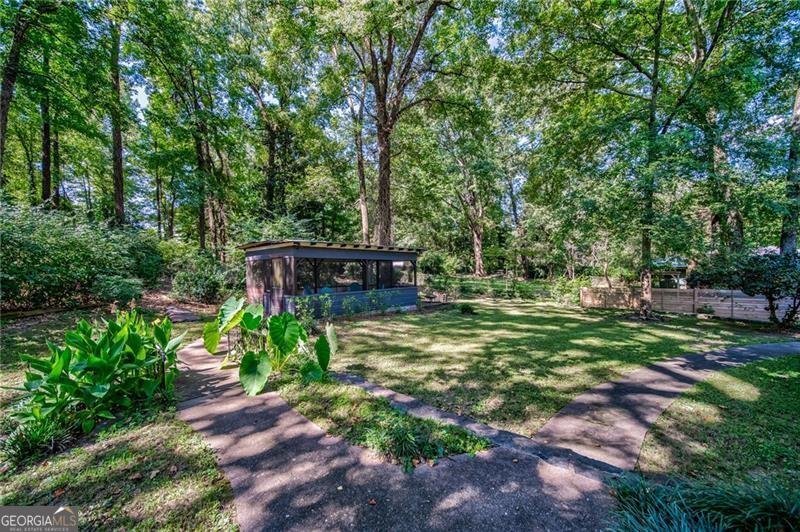 679 Pine Valley Road Mableton - 1