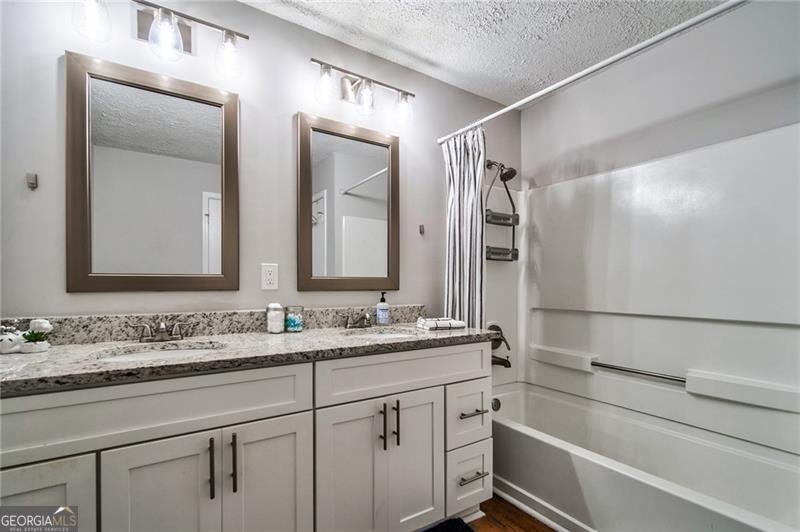 679 Pine Valley Road Mableton - 32