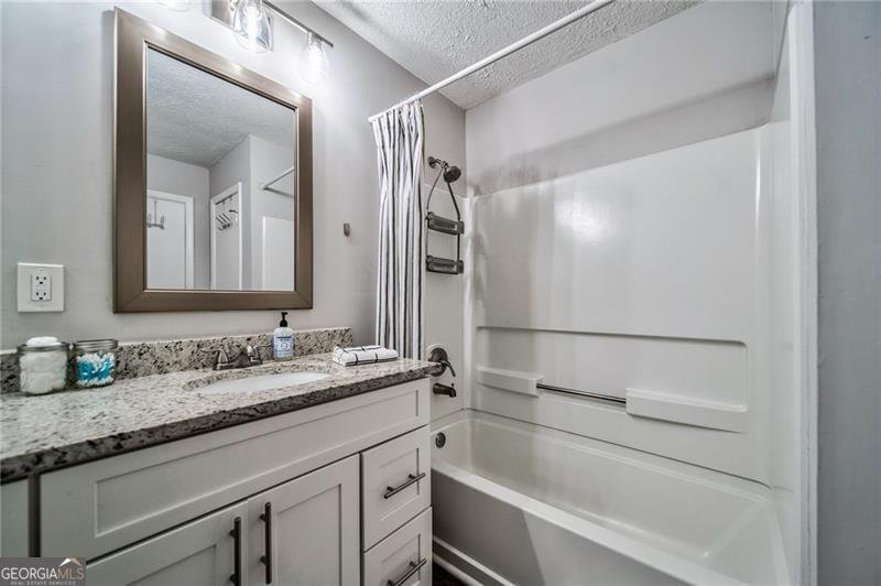 679 Pine Valley Road Mableton - 33