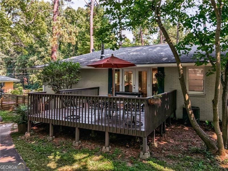 679 Pine Valley Road Mableton - 34