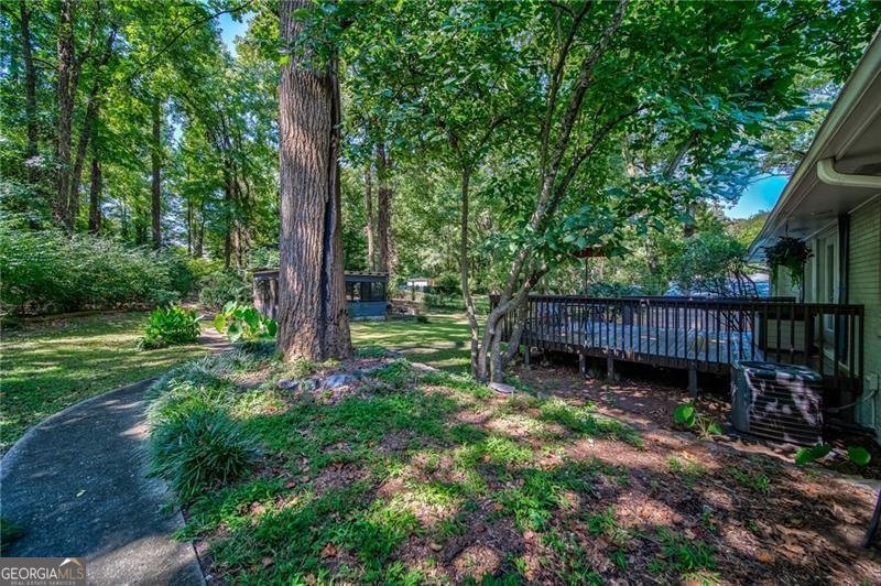 679 Pine Valley Road Mableton - 35