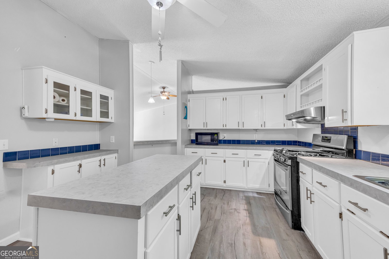 1437 Frank Lovell Road Clarkesville - 30