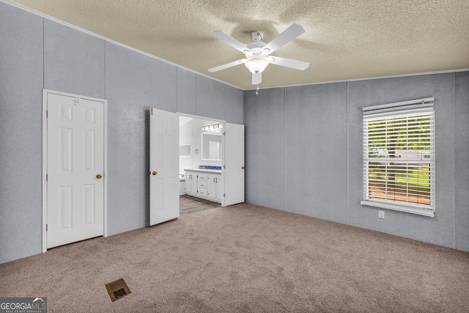 1437 Frank Lovell Road Clarkesville - 37