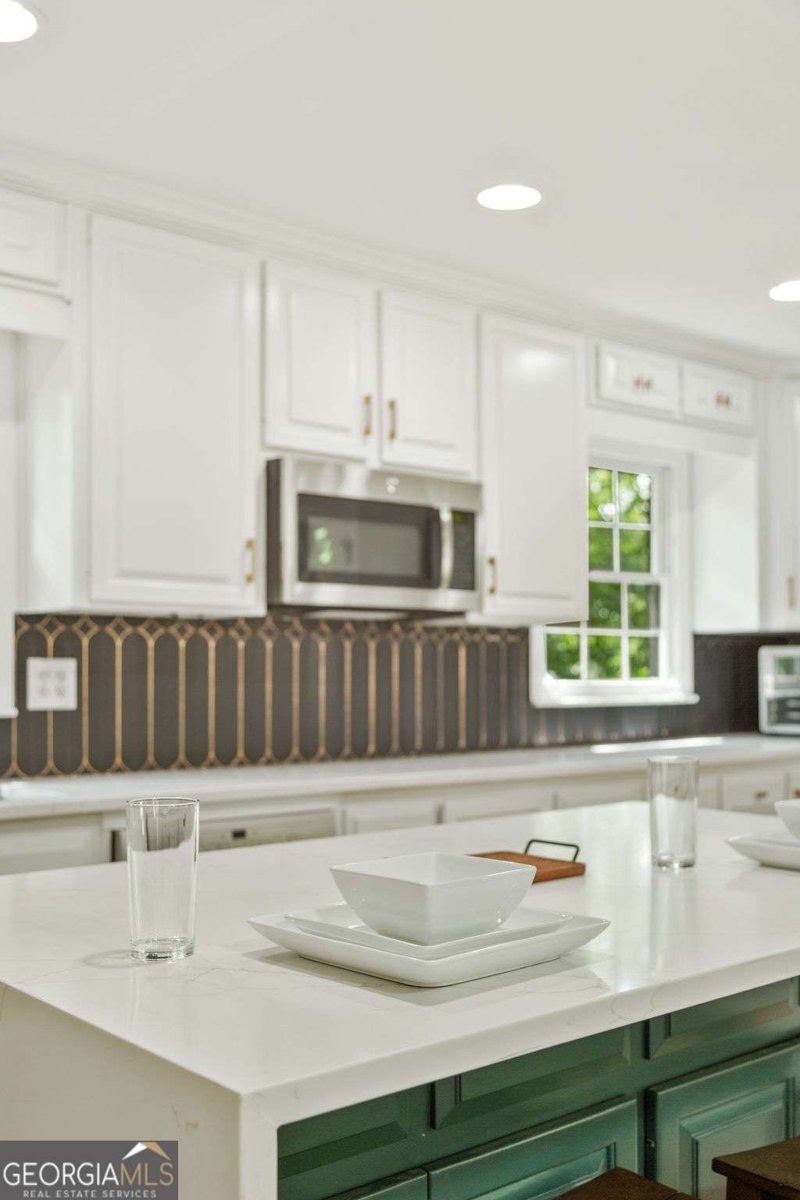 217 Skyland Drive Roswell - 15
