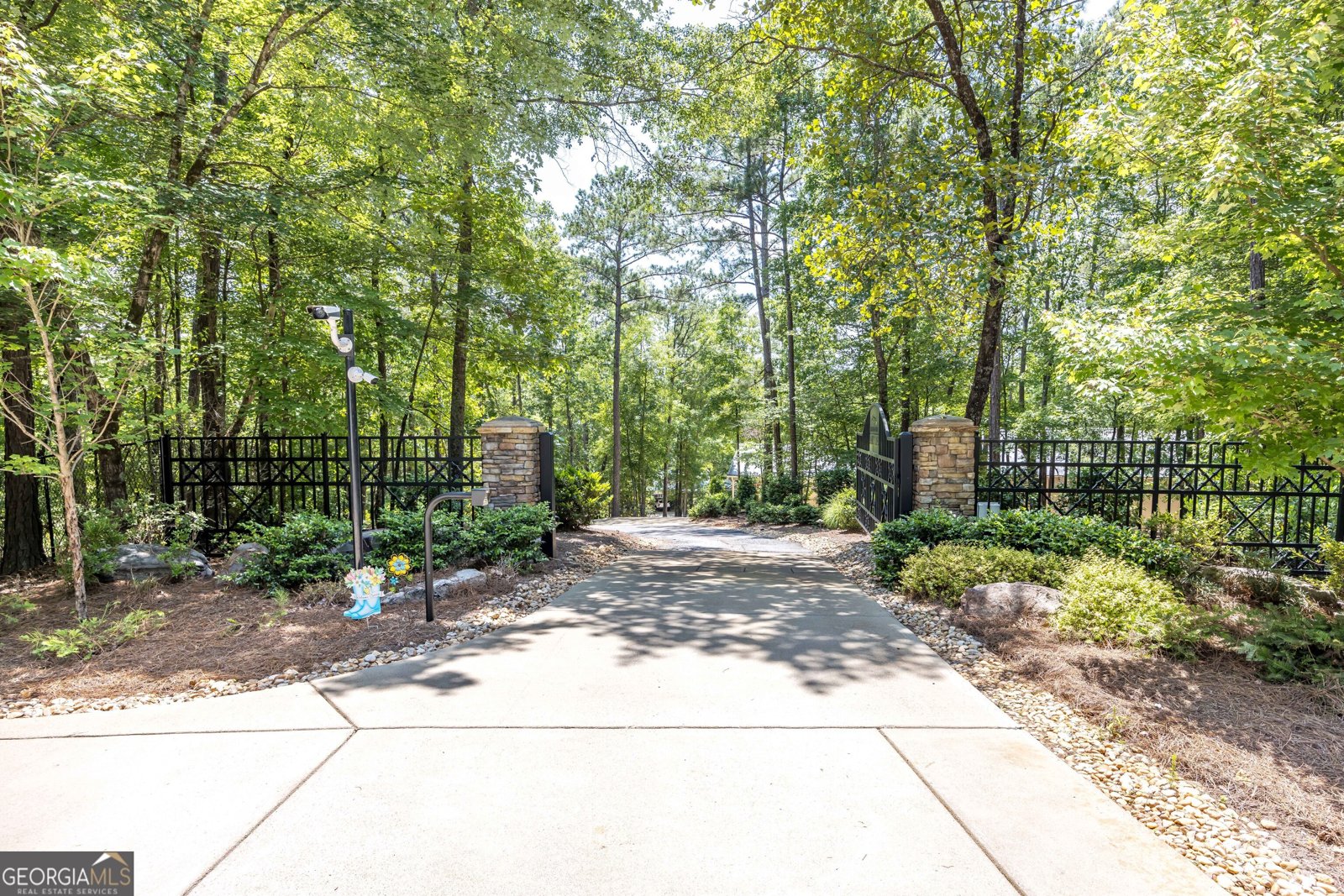 695 BOAT CLUB ROAD Hamilton - 2