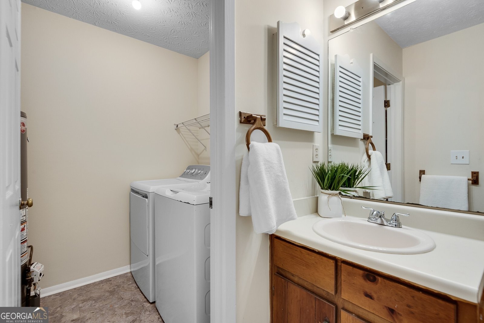 1254 Old Countryside Circle Stone Mountain - 2
