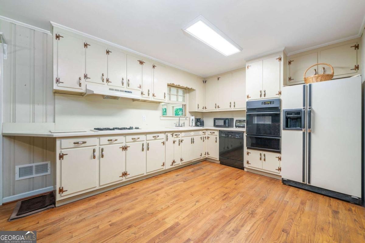 200 Dogwood Drive Canton - 3