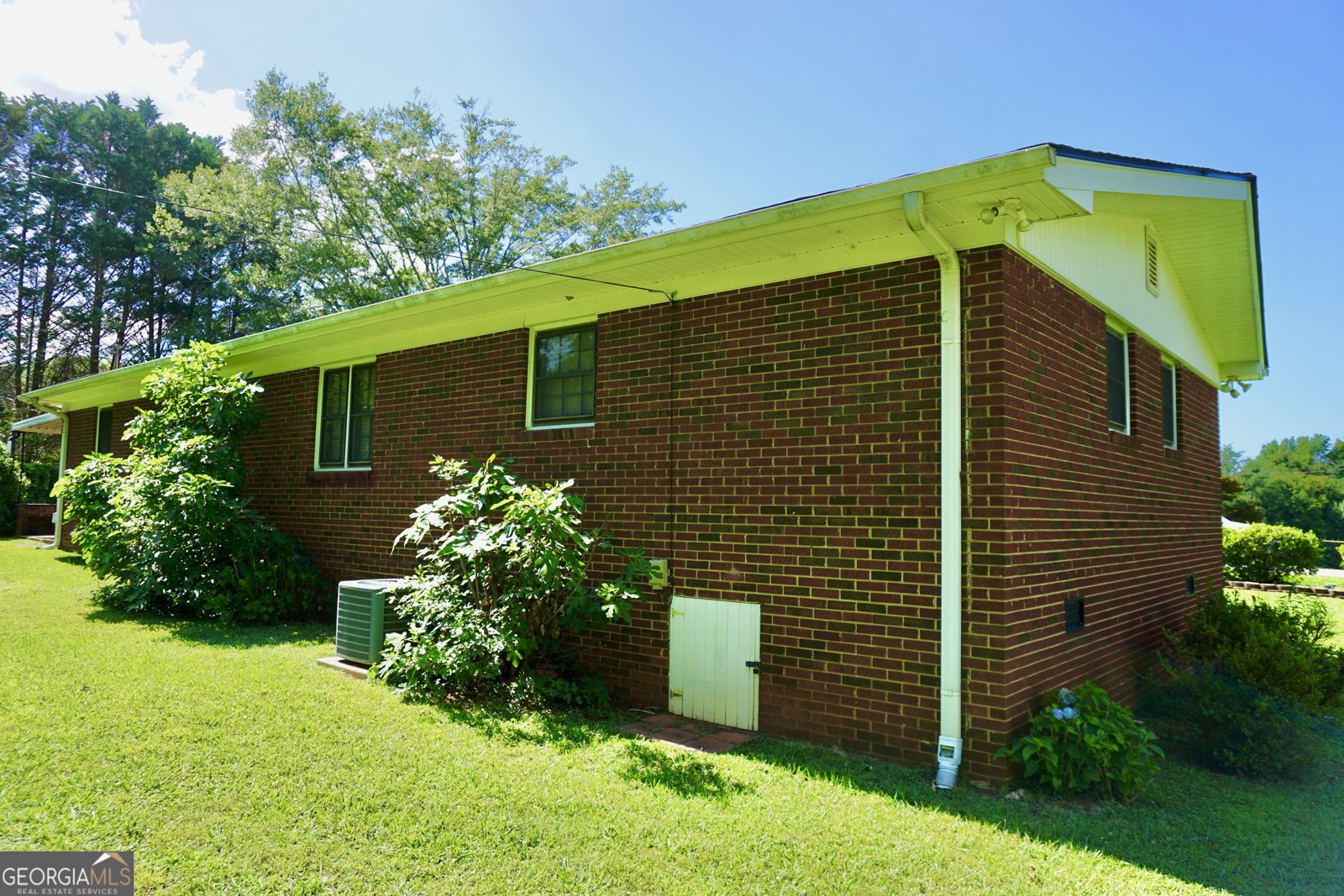 4504 Wahoo Drive Gainesville - 28