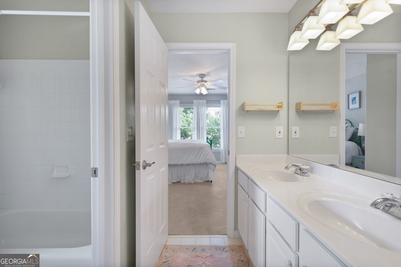 825 River Trace Court Suwanee - 35