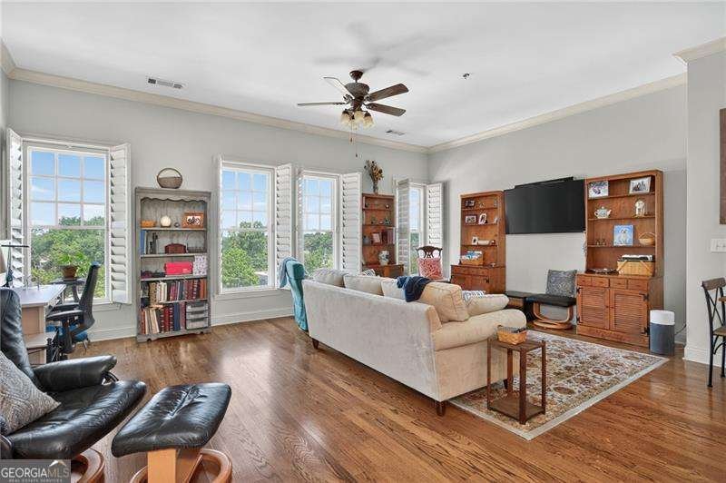 360 Chambers Street Woodstock - 13