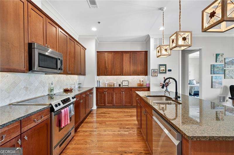 360 Chambers Street Woodstock - 4