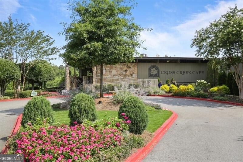8 Arpege Way Atlanta - 27