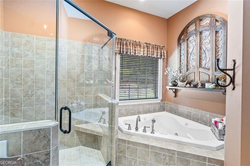 1025 Paradise Park Road Cornelia - 33