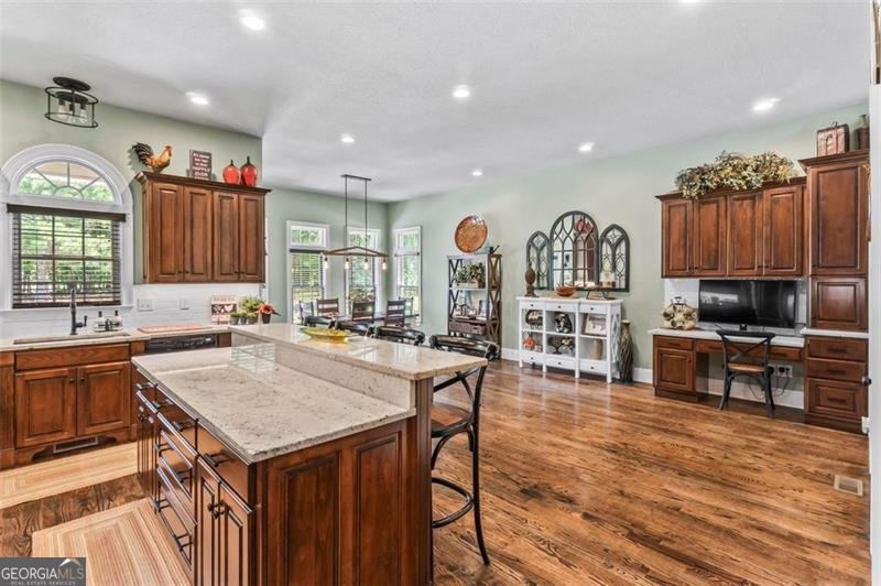 1025 Paradise Park Road Cornelia - 46