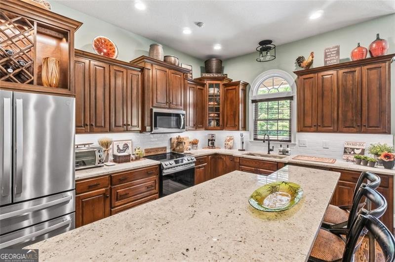 1025 Paradise Park Road Cornelia - 48