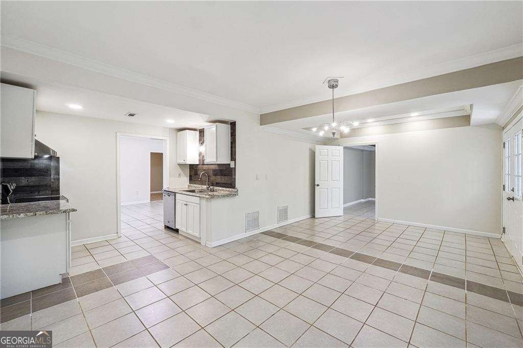 225 Bayswater Drive Suwanee - 24
