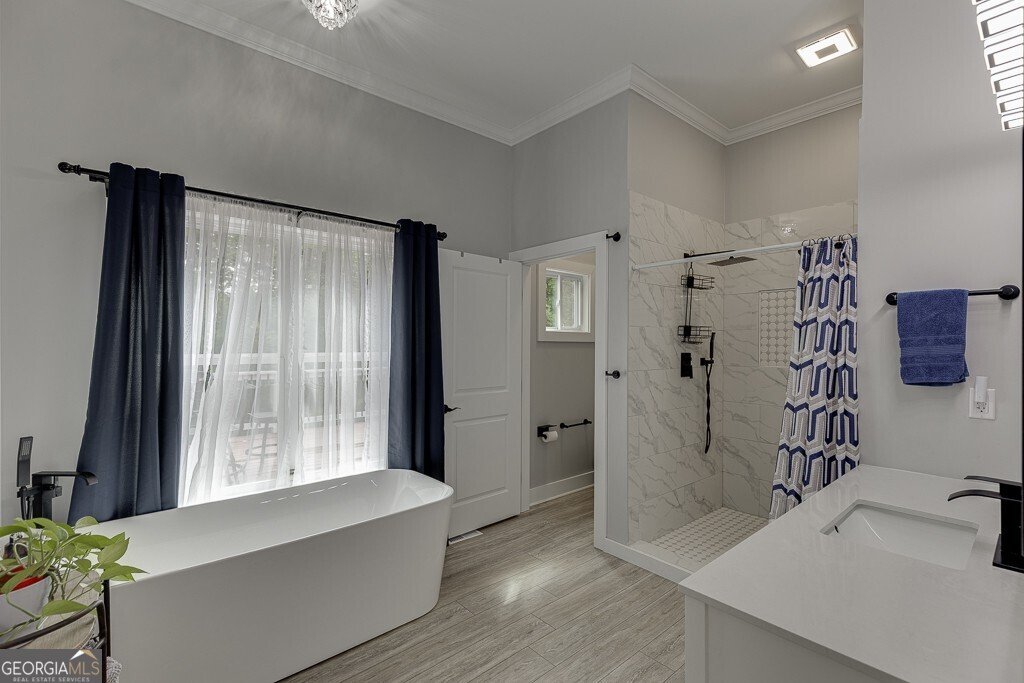 761 Wolf Creek Road Lakemont - 24