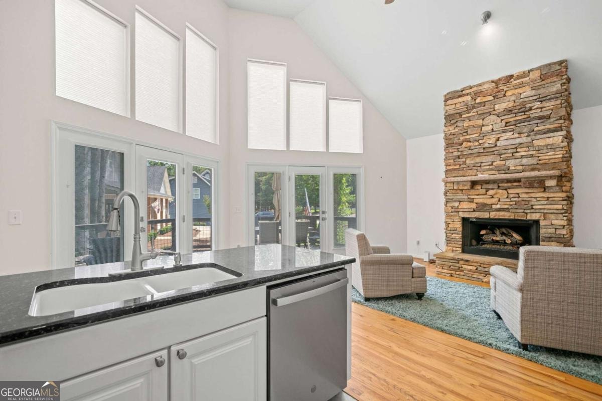 189 White Antelope Street Waleska - 27