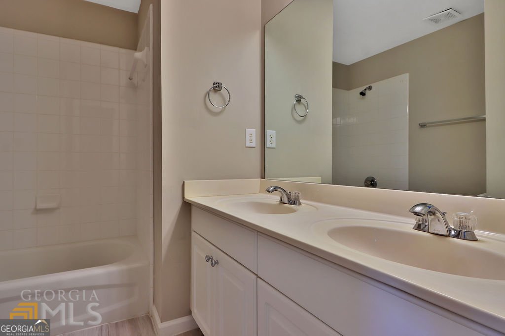 1775 Lake Heights Circle Dacula - 34