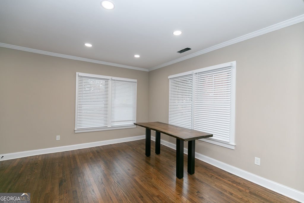 1174 Donnelly Avenue Atlanta - 26