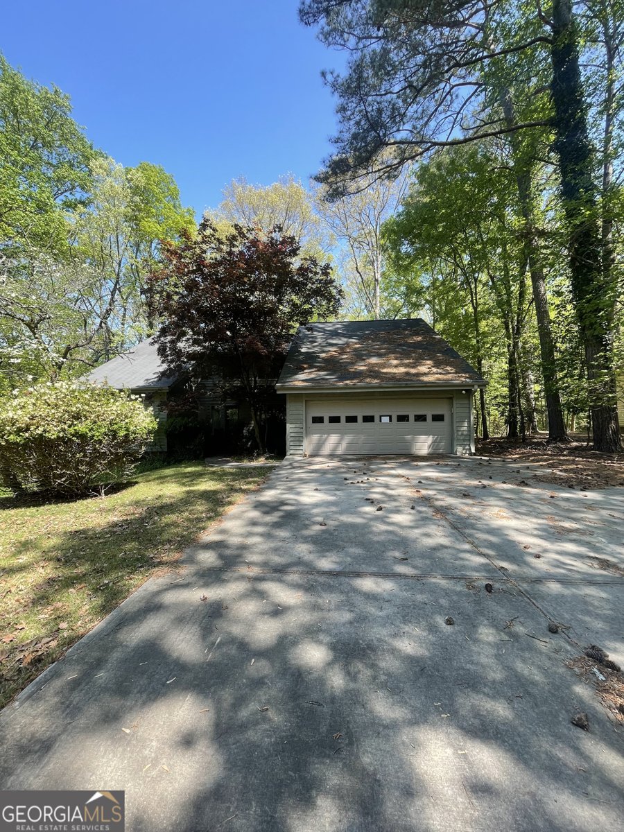 8975 Martin Road Roswell - 1