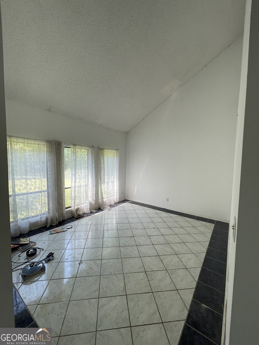 8975 Martin Road Roswell - 6