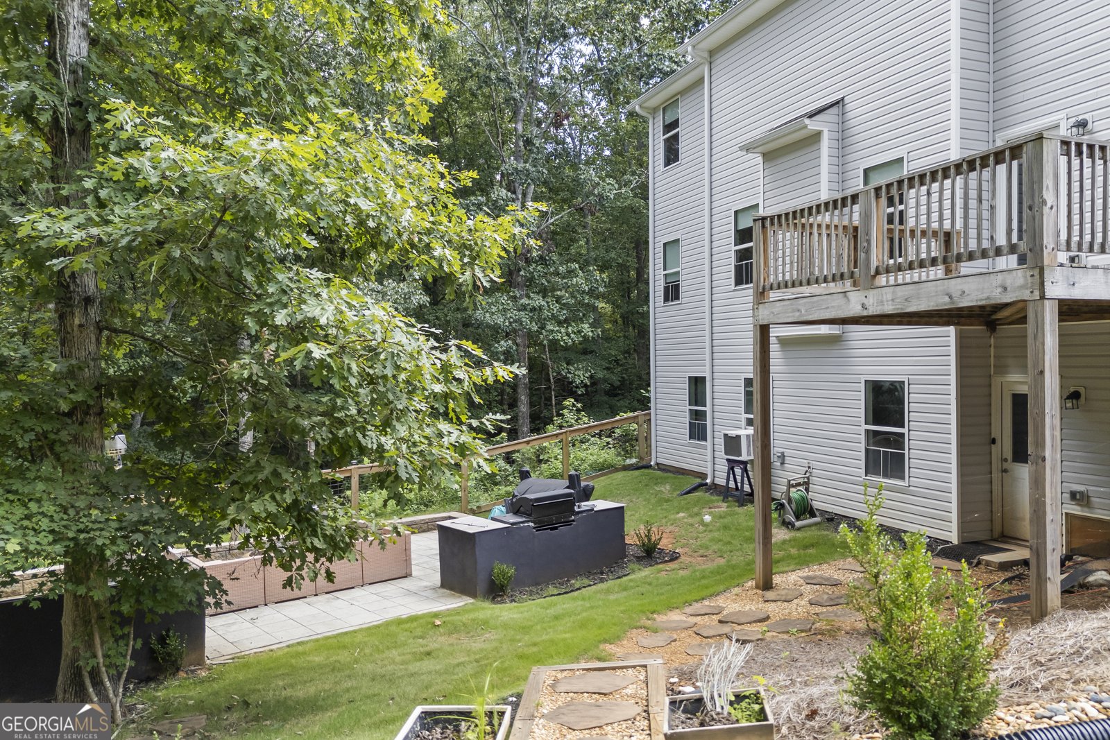 4564 White Horse Drive Braselton - 73