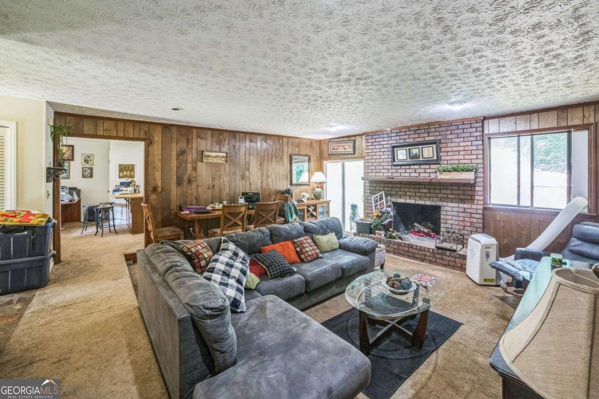 949 Marion Court Lithia Springs - 10