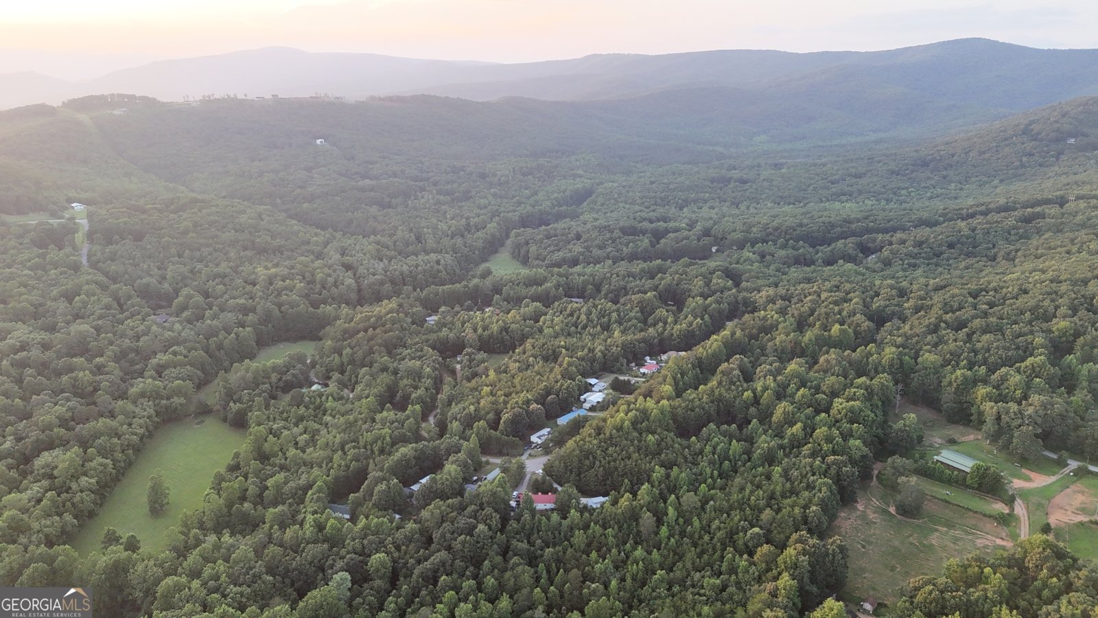 189 Crystal Wood Drive Clarkesville - 35