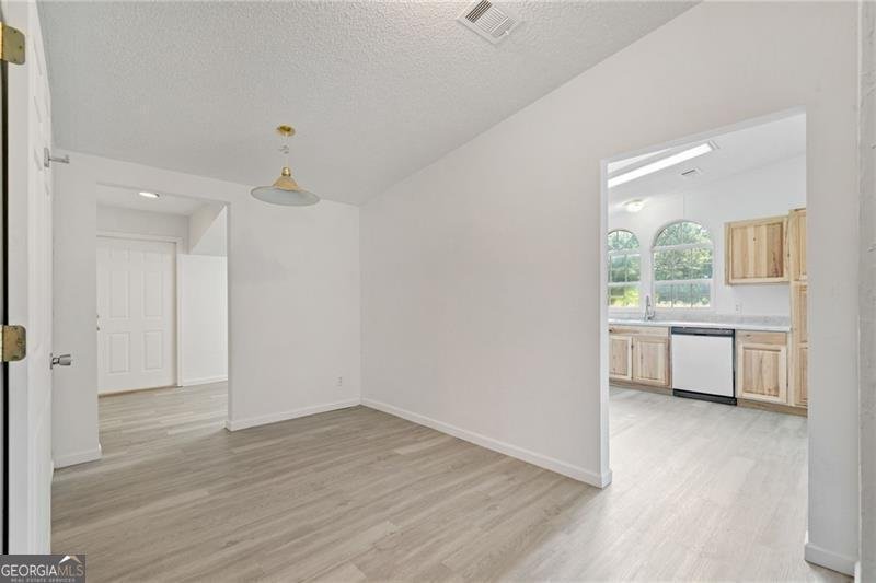 3972 Westmoreland Road Cleveland - 7