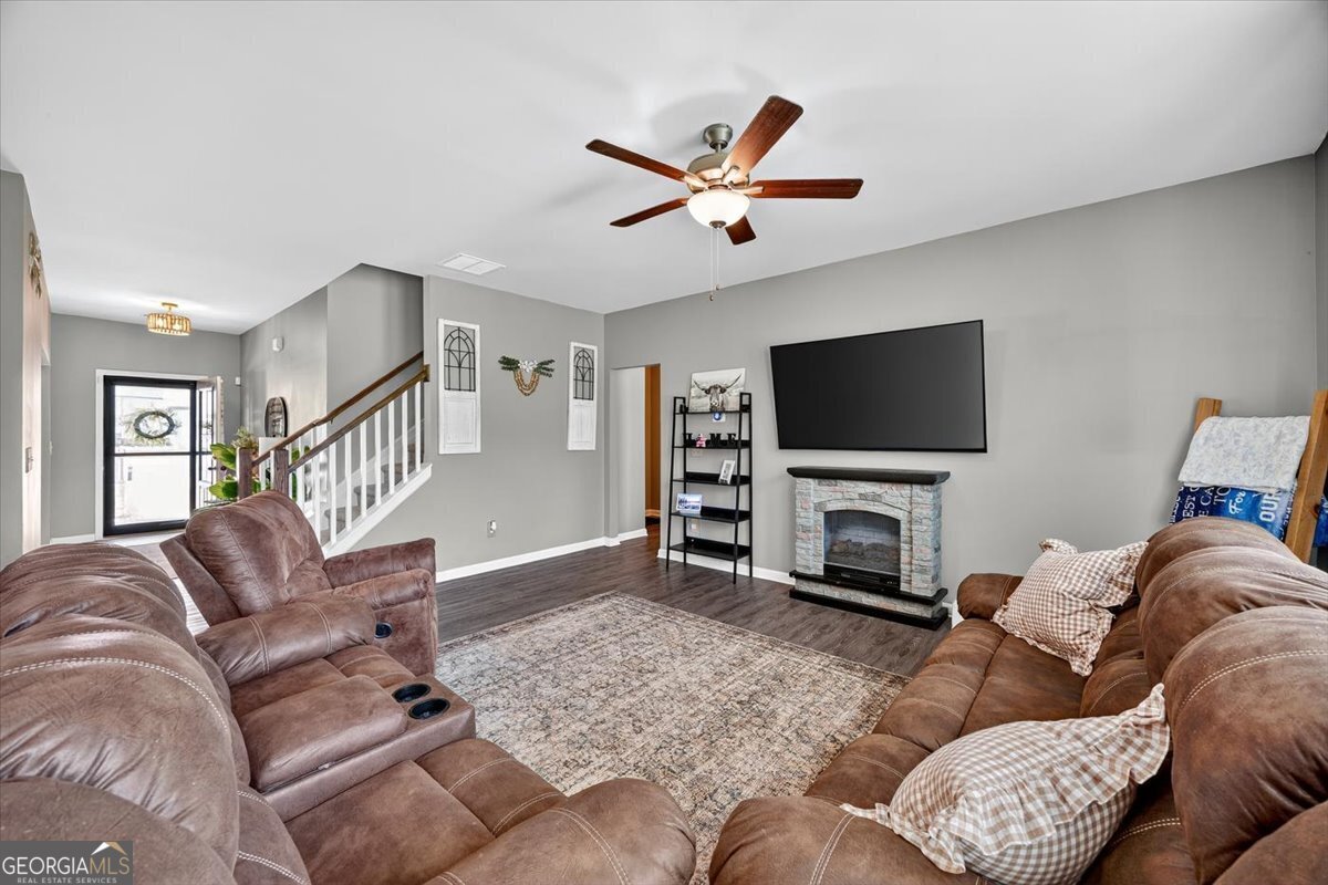 656 Dolly Drive Forsyth - 10