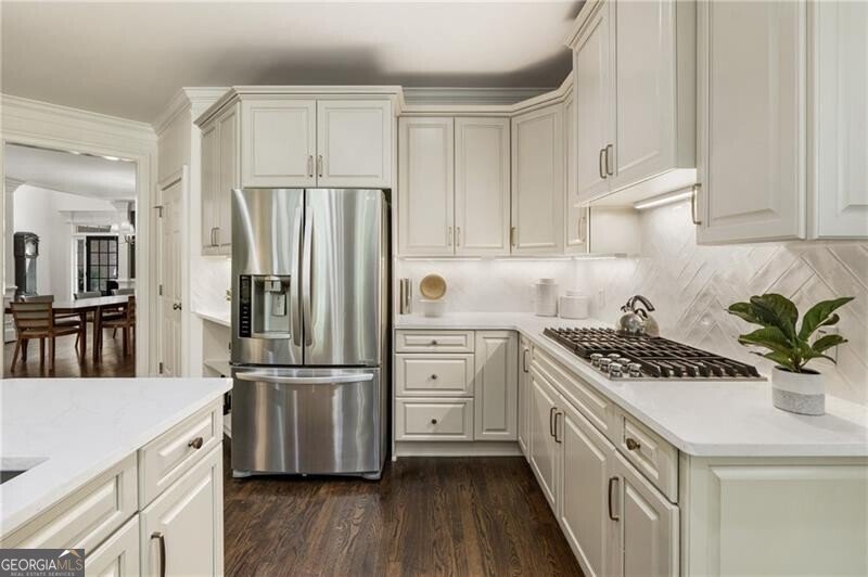 310 Newcastle Drive Alpharetta - 16