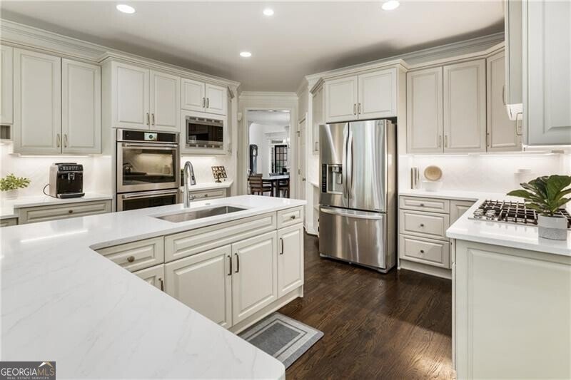 310 Newcastle Drive Alpharetta - 17