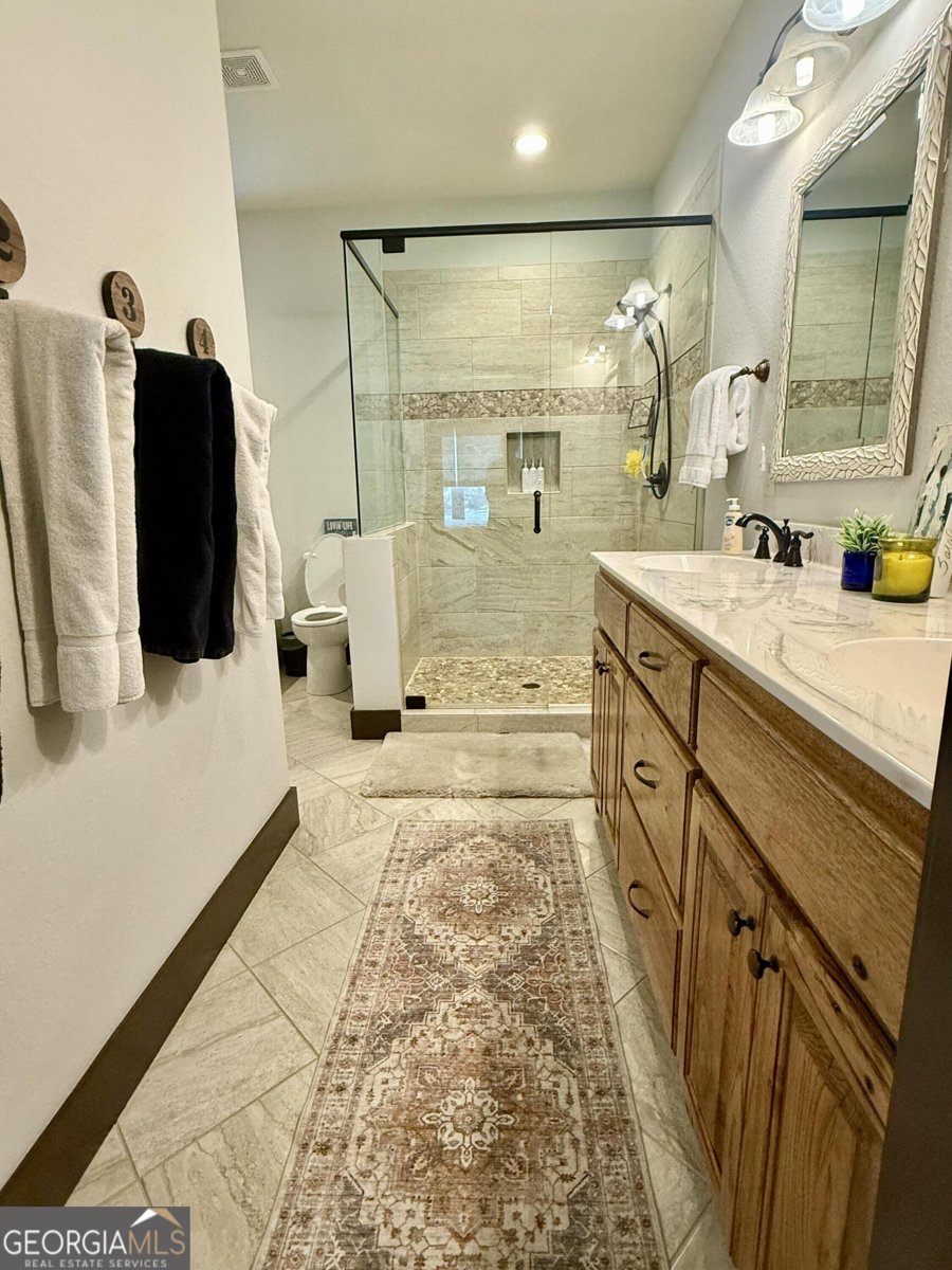 1670 Hedden Cove Road Hiawassee - 28