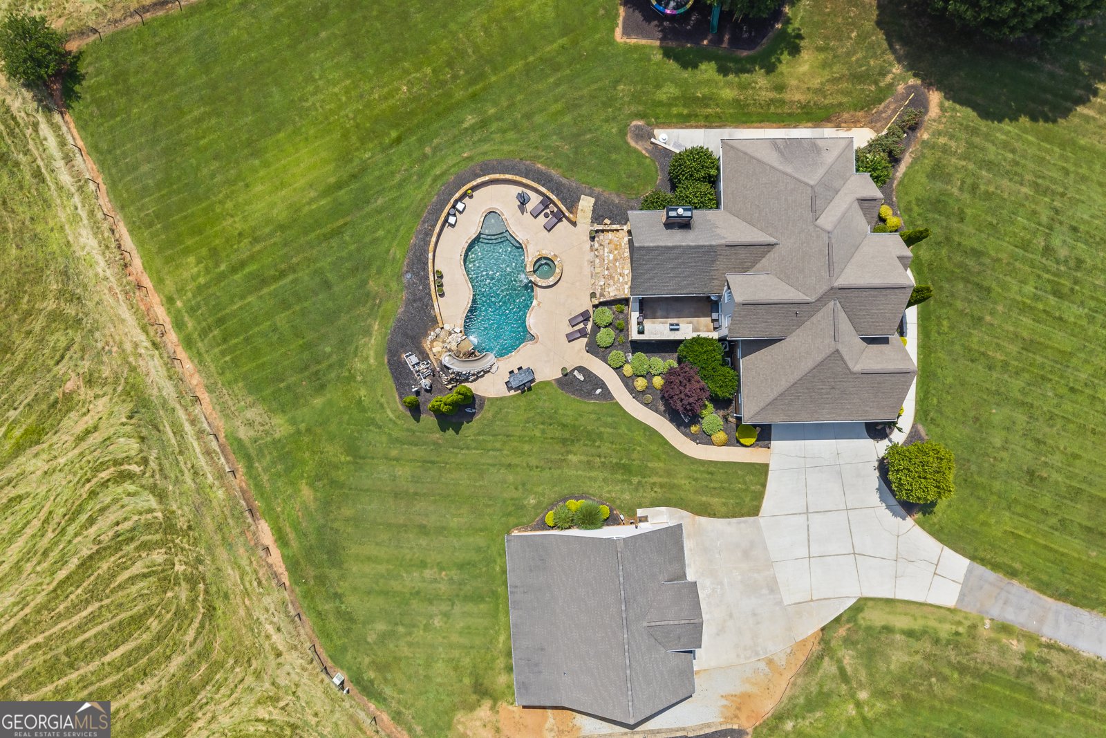 1535 Grove Level Road Maysville - 39