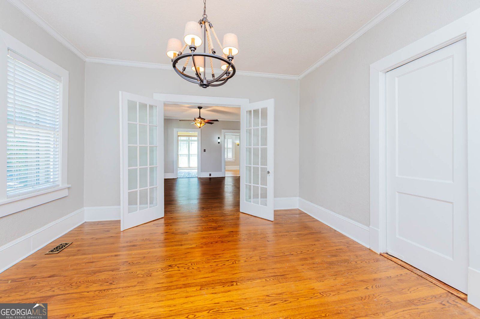 3378 Ridge Avenue Macon - 34