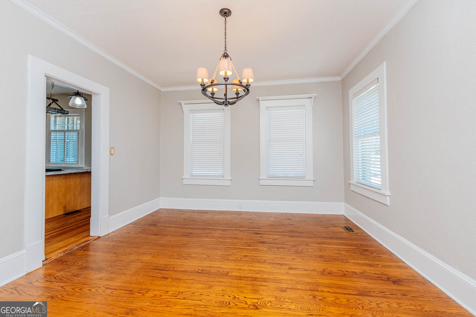 3378 Ridge Avenue Macon - 36