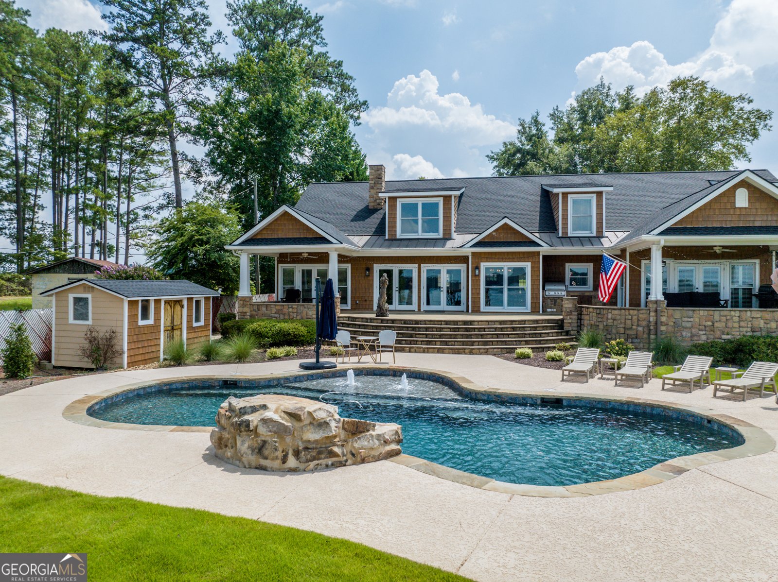 245 Lakeshore Circle Milledgeville - 70