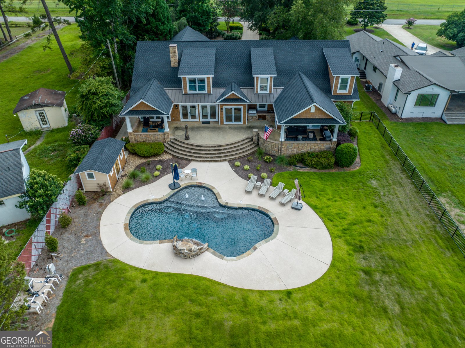 245 Lakeshore Circle Milledgeville - 76