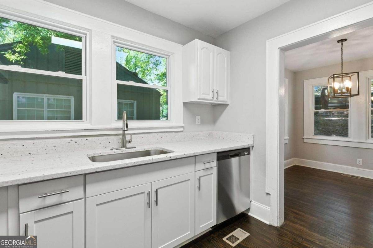 4 Roseway Circle Rome - 11