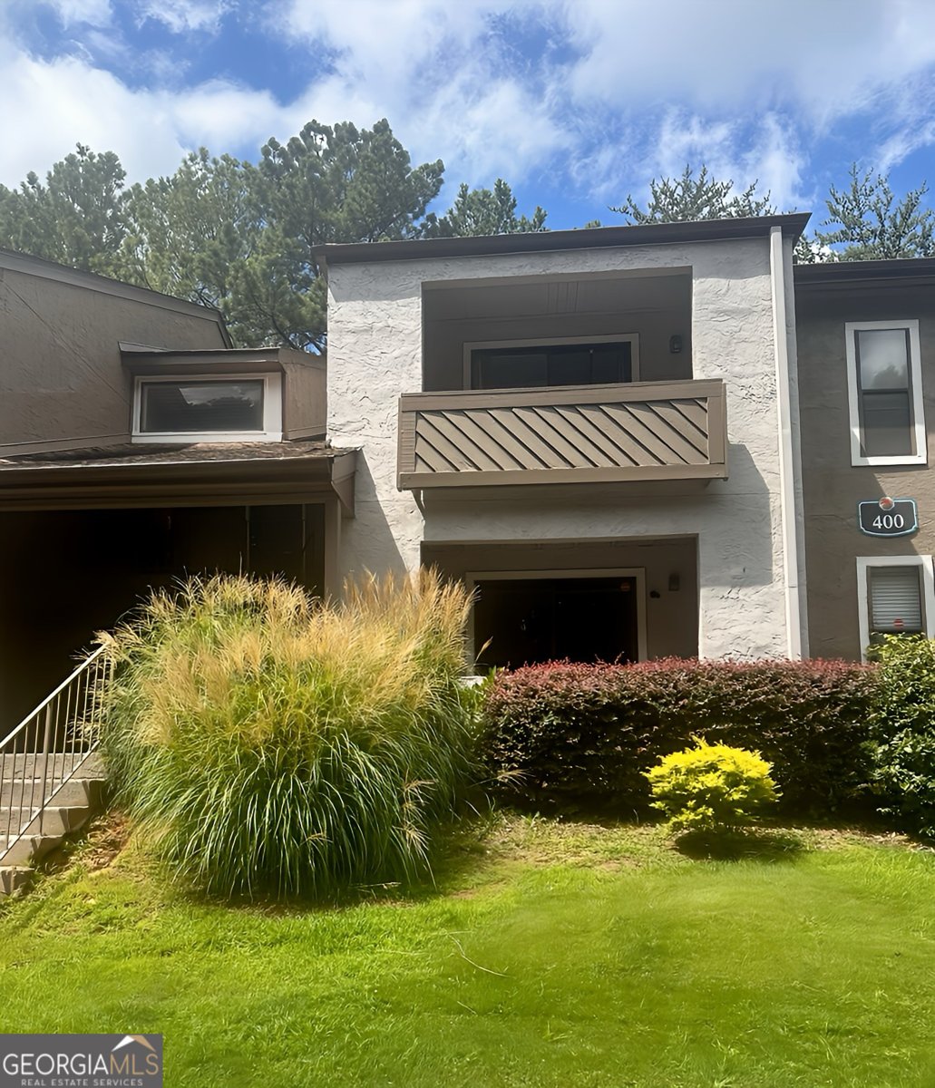 435 Seasons Parkway Norcross - 1