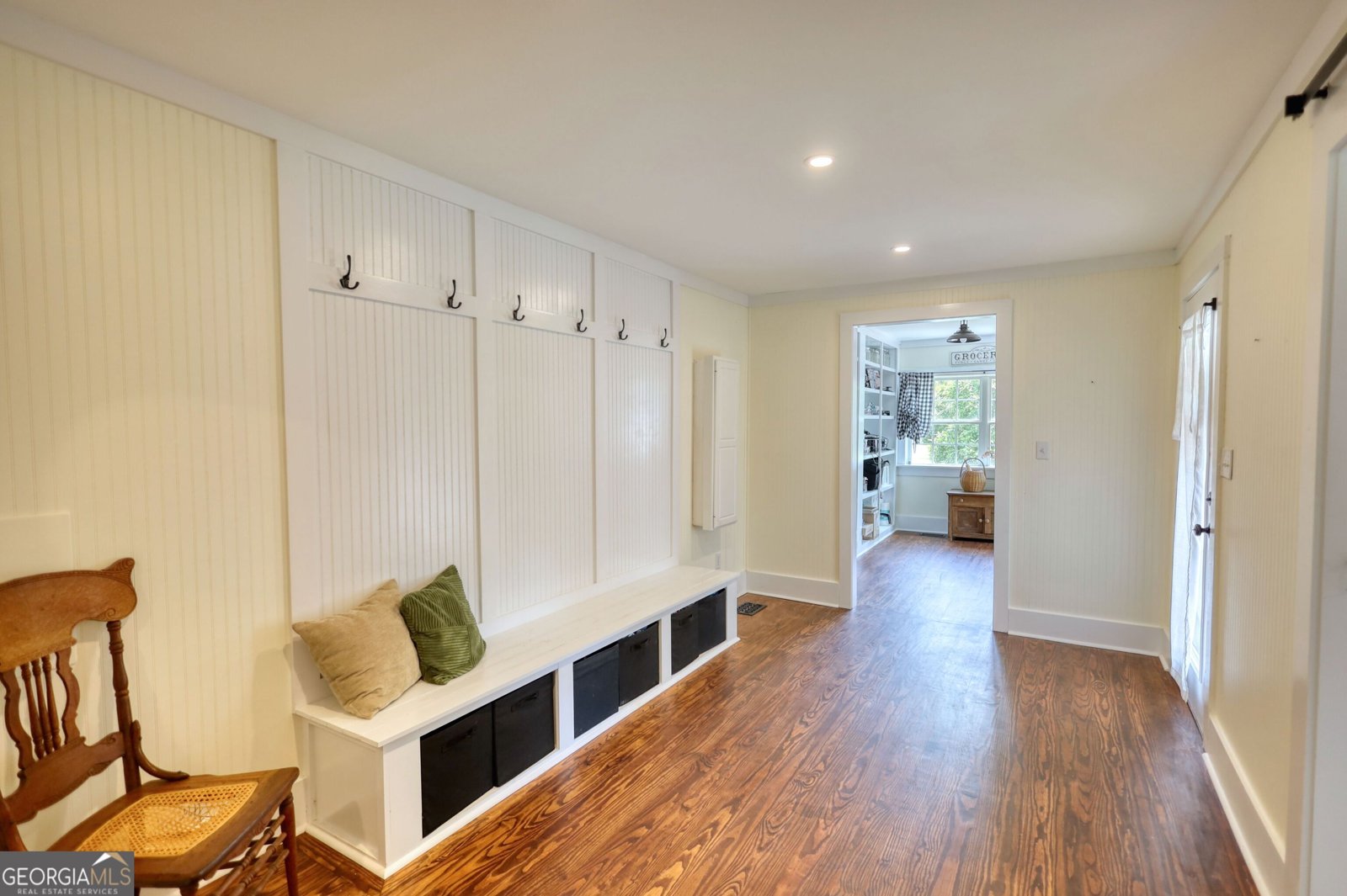123 Nelson Street Newborn - 12