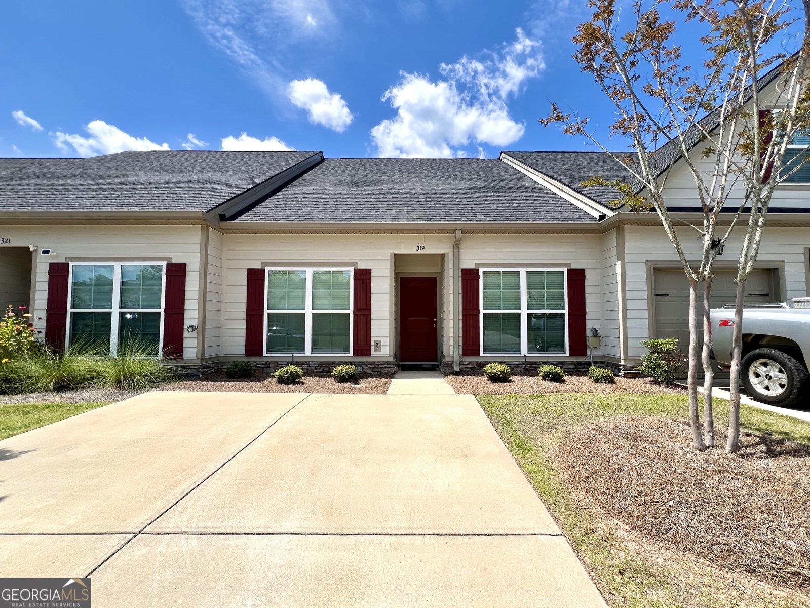 319 Bordeaux Drive Thomson - 1