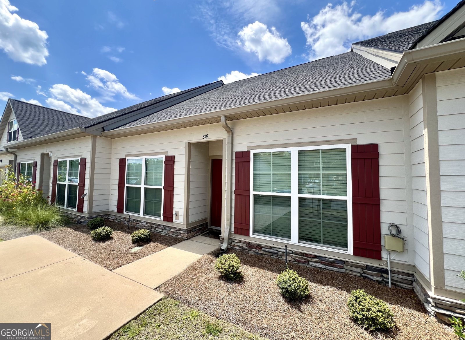 319 Bordeaux Drive Thomson - 2