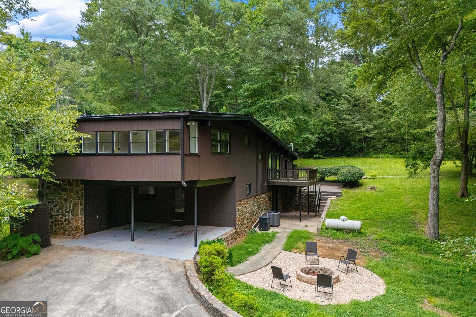 703 Laurel Street Bremen - 4